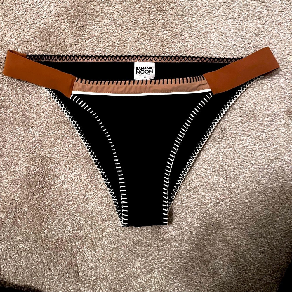 Bikini bottom.  Worn once! Size 36/S